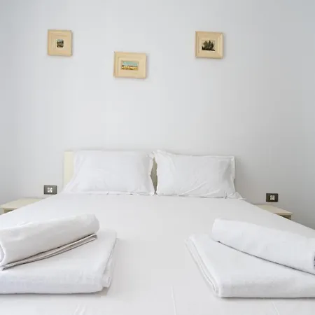 Alexia By Alz Апарт-отель Нэводари