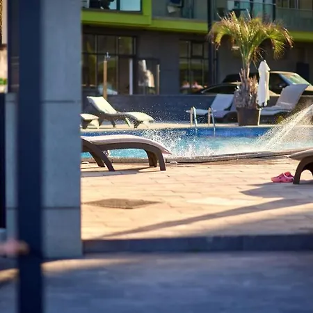 Alexia By Alz 3* Нэводари