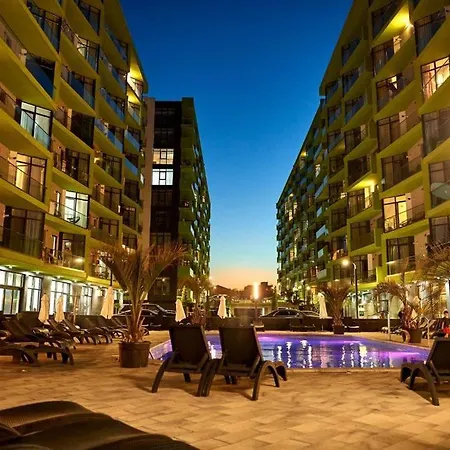 Alexia By Alz Апарт-отель Нэводари